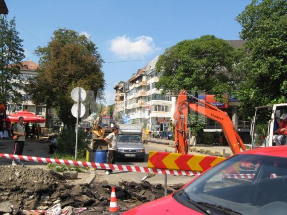 Trei străzi, închise circulației rutiere