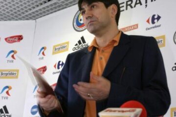 Pițurcă este tot mai contestat