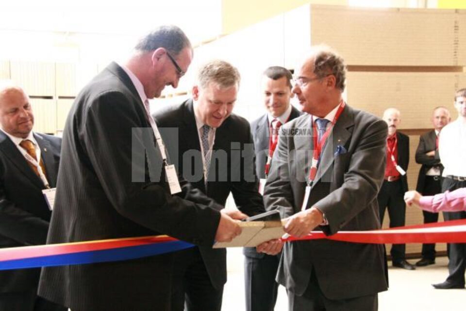 Momentul tăierii panglicii