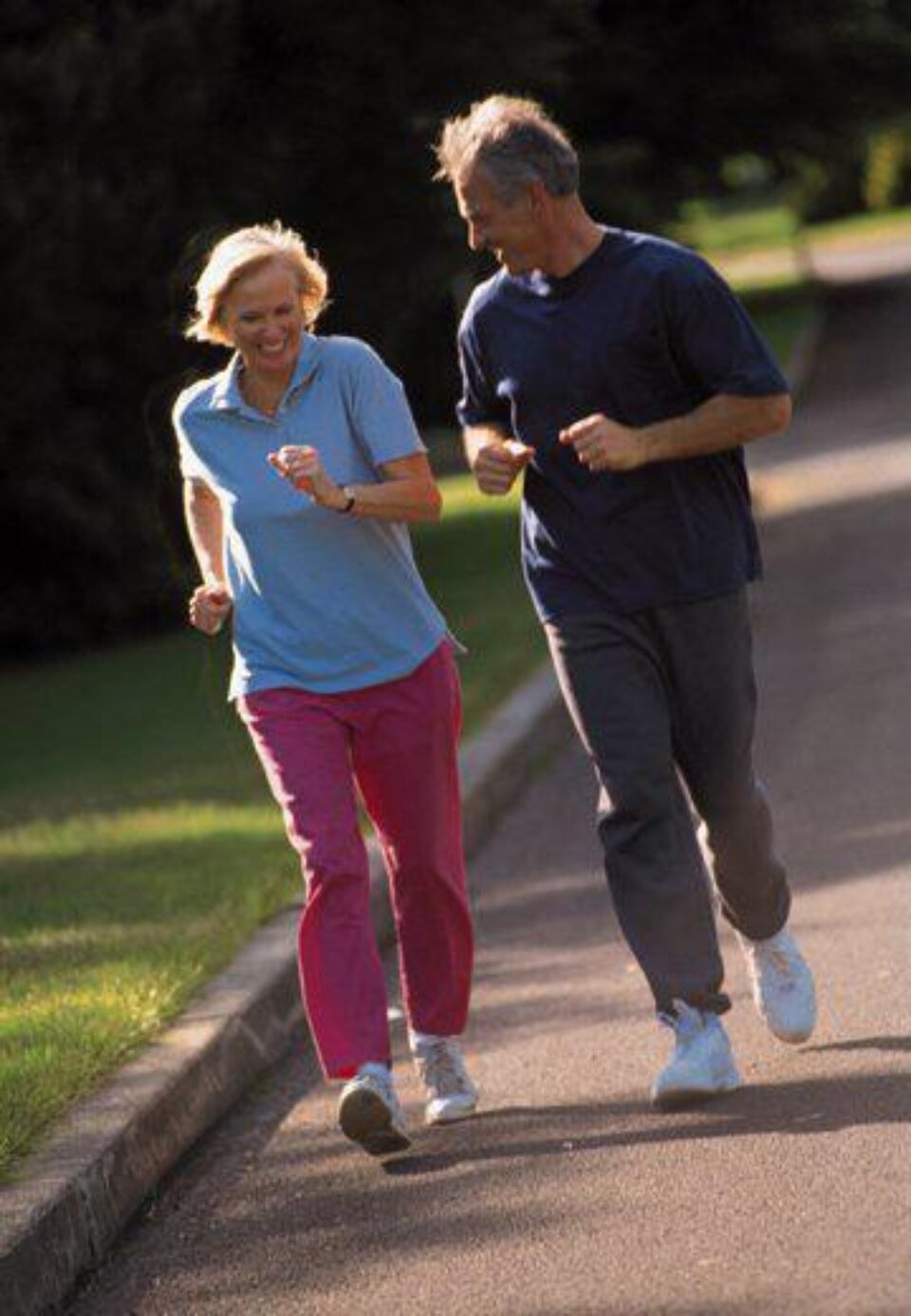 Exercițiile fizice efectuate regulat contribuie la îmbunătățirea memoriei. Foto: COMSTOCK