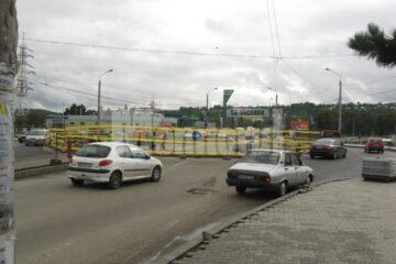 Soferii suceveni au putut testa modul în care se va circula de acum înainte prin zona Bazarului