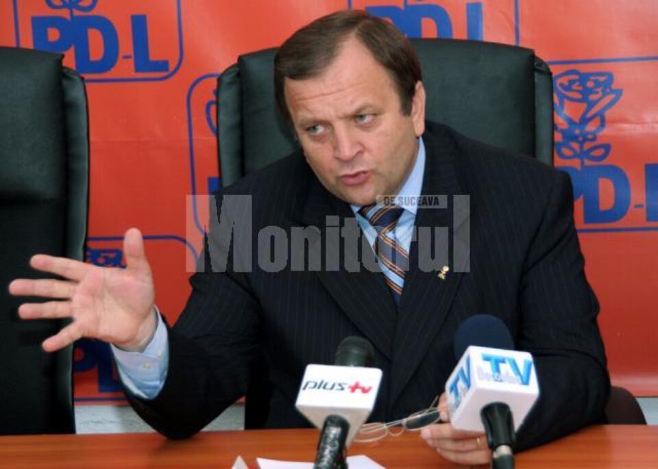 Gheorghe Flutur: „Să fie lăsați primarii PD-L în pace” Gheorghe Flutur: „Să fie lăsați primarii PD-L în pace”