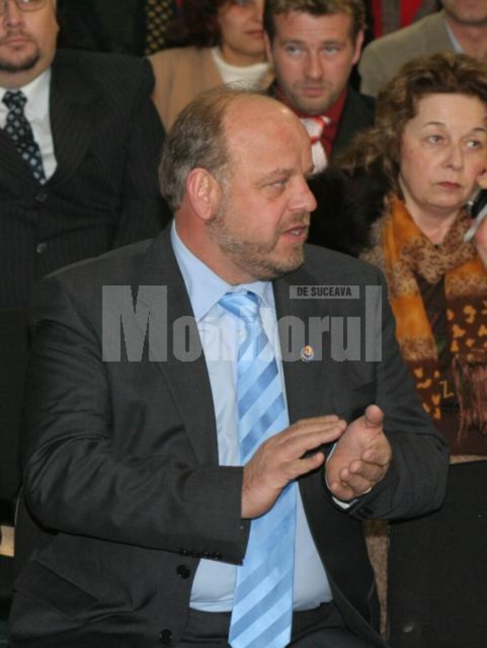 Aurel Olărean: „Primăria Rădăuți contribuie și ea la această campanie” Aurel Olărean: „Primăria Rădăuți contribuie și ea la această campanie”