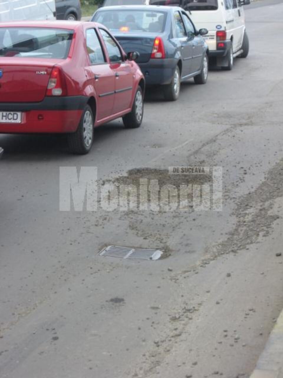 Pietrișul a început să se taseze în doar câteva ore Pietrișul a început să se taseze în doar câteva ore