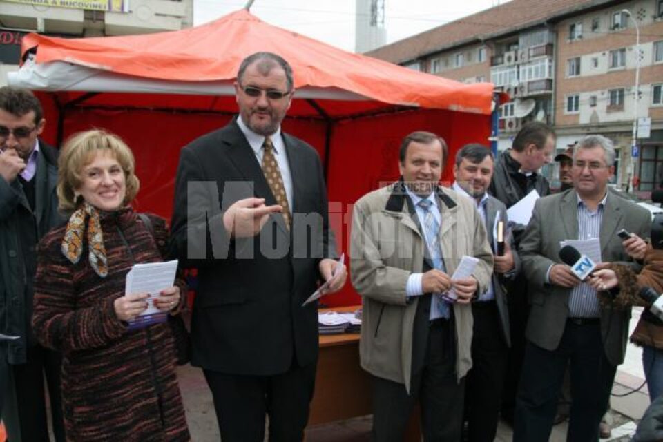 Politică: PD-L Suceava a lansat campania de informare despre votul uninominal