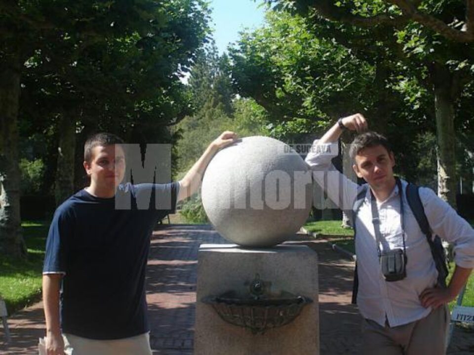 Mihai și fratele său, Nicolae, care este masterand la Berkley
