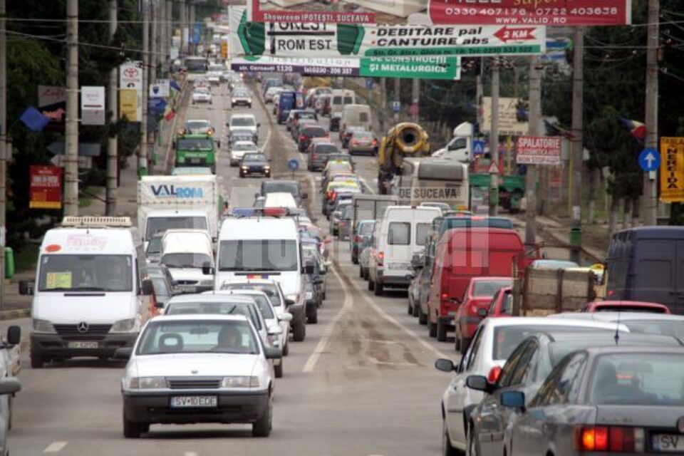 Problemele din trafic s-au acutizat în ultima vreme Problemele din trafic s-au acutizat în ultima vreme