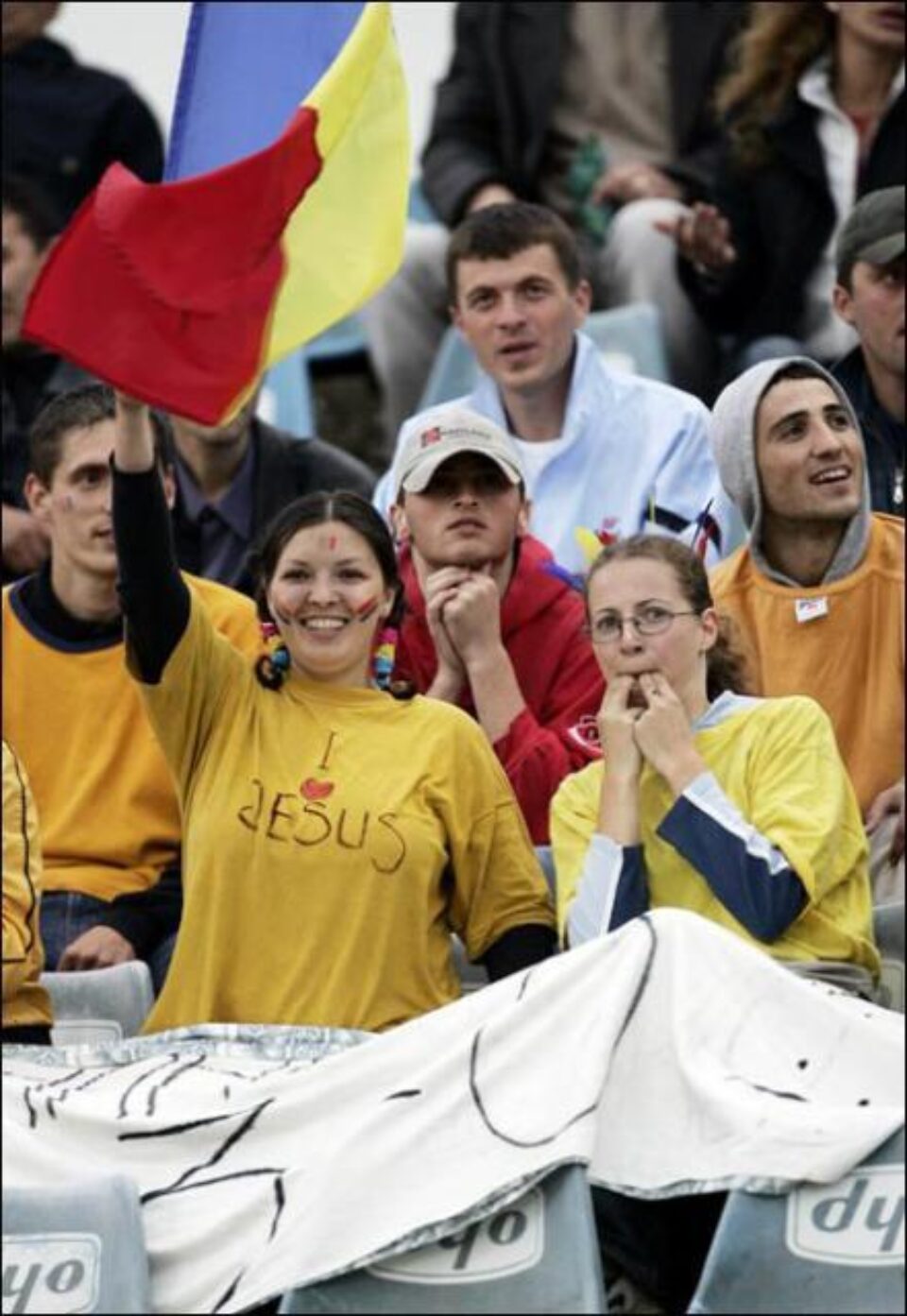 Suporterii României pot cumpăra deja bilete pentru meciul cu Franța