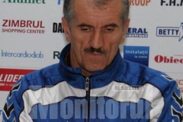 Pe lângă cele două înfrângeri consecutive, Petru Ghervan se confruntă și cu efective de lot