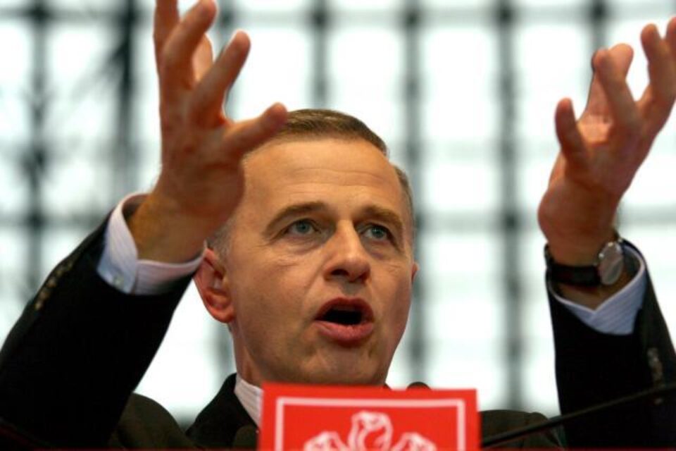Mircea Geoană, candidatul Aliantei PSD-PC pentru funcția de premier. Foto: MEDIAFAX
