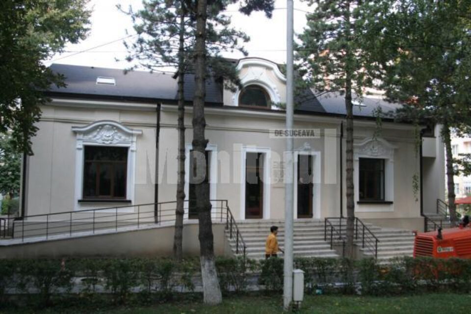 Dintr-un foc: Flutur a ras toți directorii de la Patrimoniu
