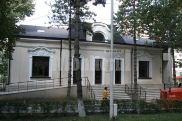 Dintr-un foc: Flutur a ras toți directorii de la Patrimoniu