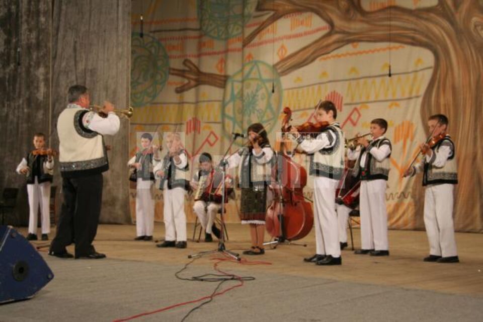 Cultural: Festivalul „Comori de suflet românesc”, ediția a VI-a, faza finală