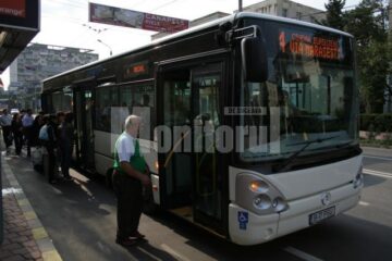 Călătoria cu autobuzul sau cu maxi-taxi îi va costa pe suceveni 1,5 lei