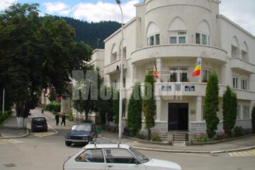 La un serviciu autofinanțat al Primăriei Câmpulung Moldovenesc se desfășoară o anchetă de proporții