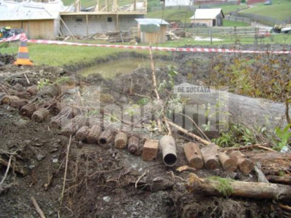 La Cârlibaba: Arsenal de muniție, găsit într-o gospodărie La Cârlibaba: Arsenal de muniție, găsit într-o gospodărie