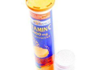Suplimentele cu vitamina C pot reduce eficacitatea tratamentelor anticancer. Foto: ALAMY