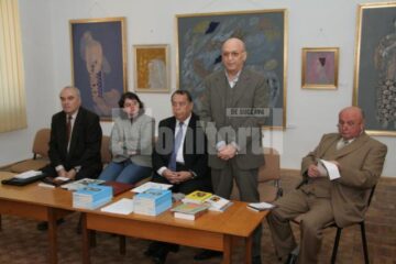 Juriul care a deliberat premiile