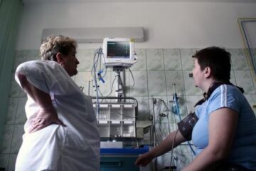 Într-un sondaj al CNAS, românii se declară mulțumiți de sistemul de sănătate. Foto: MEDIAFAX
