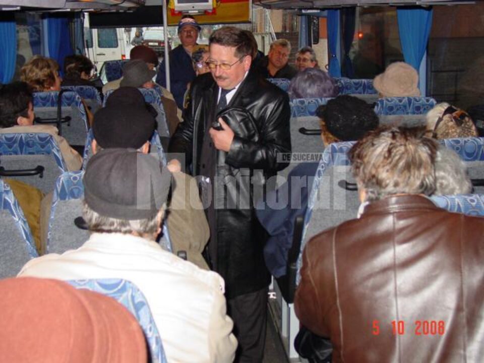 Niculai Bosancu i-a însoțit în excursie pe cei 60 de pensionari ceferiști