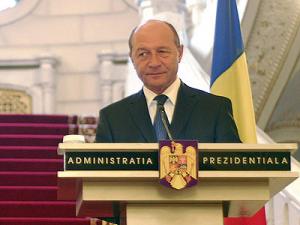 Traian Băsescu: "Efectul unei eventuale lipse de responsabilitate a Guvernului, Parlamentelor poate fi aducerea crizei la noi acasă". Foto: MEDIAFAX