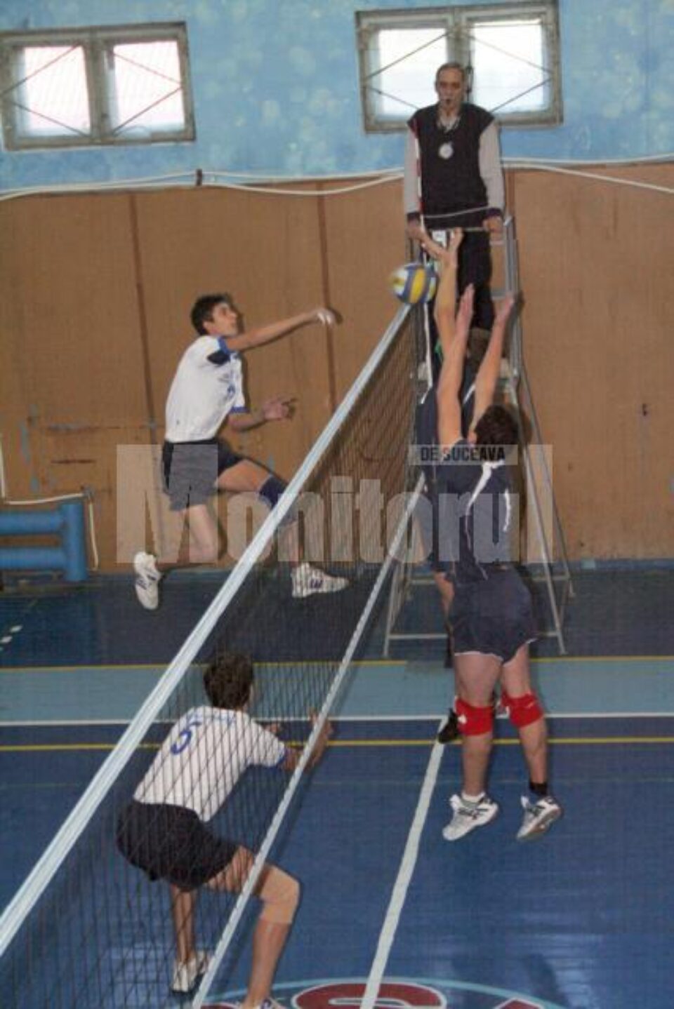 Sucevenii speră să câștige la fileu duelul cu formația din Craiova