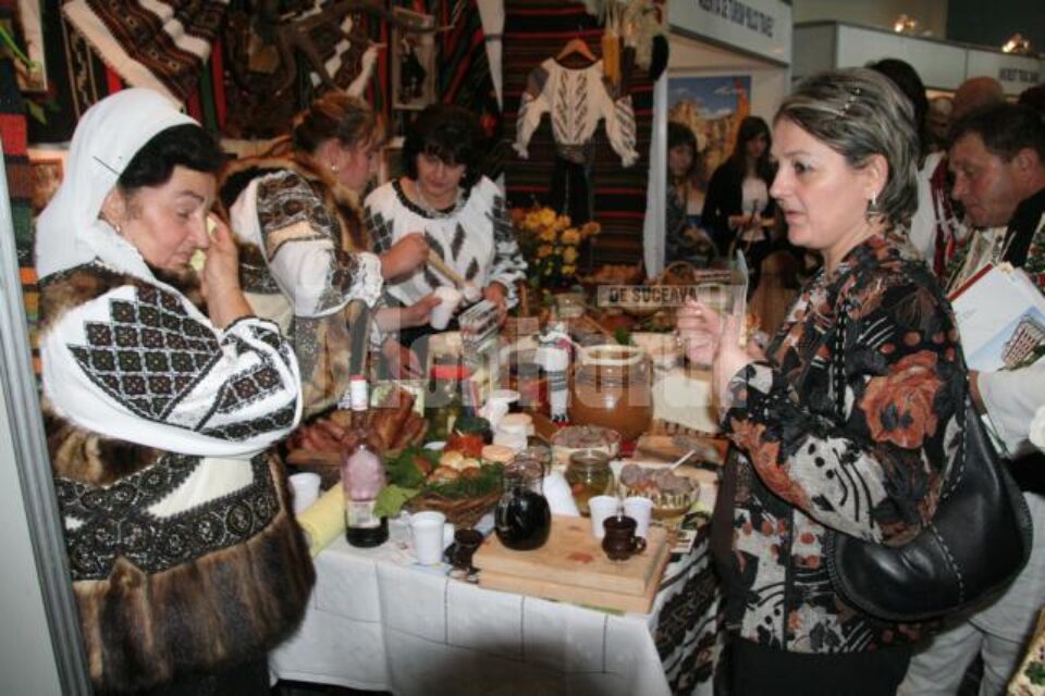 Festin culinar la Târgului de Turism al Bucovinei Festin culinar la Târgului de Turism al Bucovinei