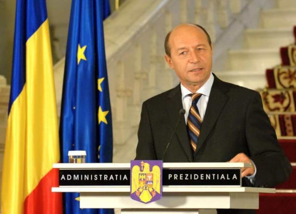 Președintele Băsescu va sesiza instituțiile statului pentru o analiză foarte serioasă cu privire la autoturisme și echipamente contractate de către MIRA. Foto: Sorin LUPȘA