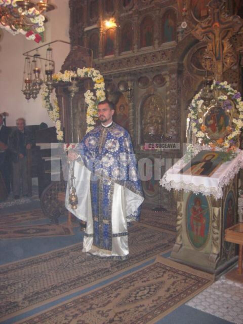 Bogdănești: Biserică în haine de sărbătoare, de Sf. Parascheva