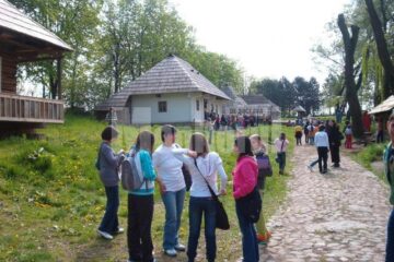 Finanțare: Cinci miliarde de lei vechi pentru Muzeul Satului Bucovinean