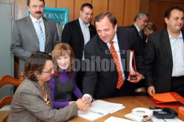 Start: PD-L Suceava și-a înregistrat candidații la Biroul Electoral Județean