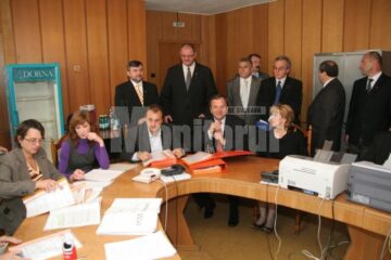 Start: PD-L Suceava și-a înregistrat candidații la Biroul Electoral Județean