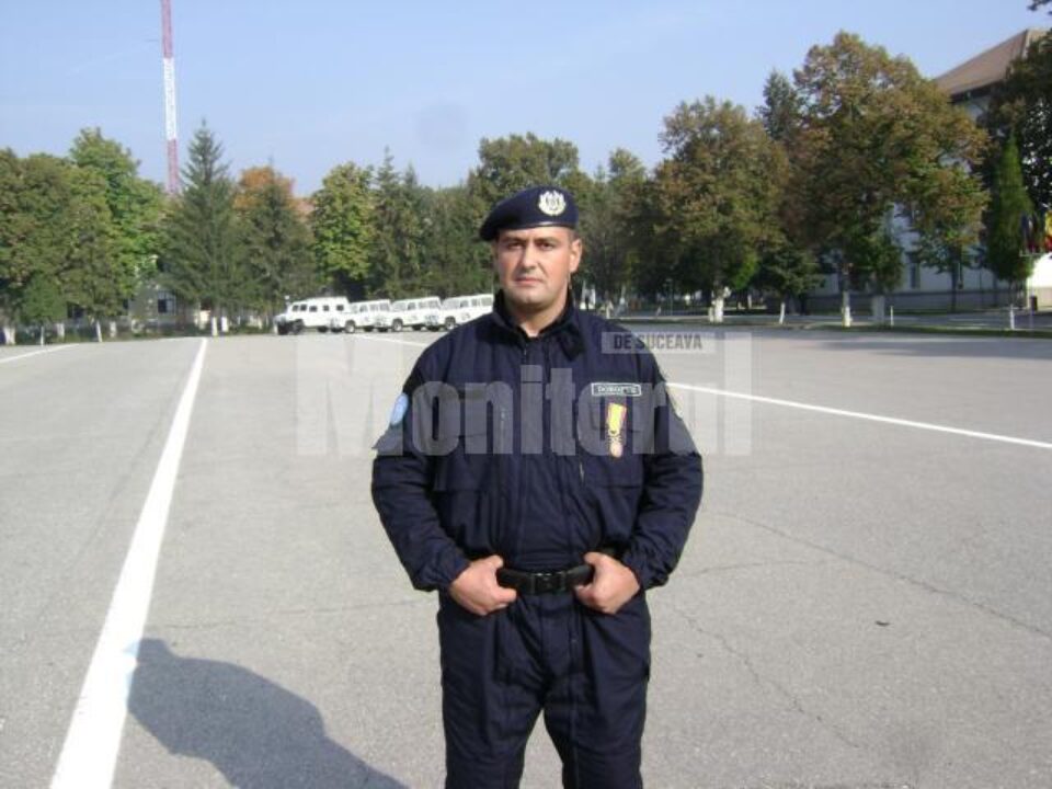 Aprecieri: Doi jandarmi suceveni, medaliați la întoarcerea din misiunea din Kosovo