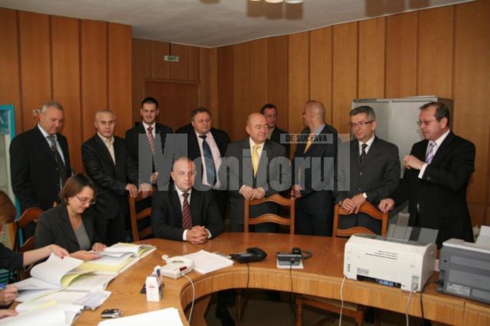 Determinare: Liberalii anunță că „vor lupta” pentru toate mandatele de parlamentar