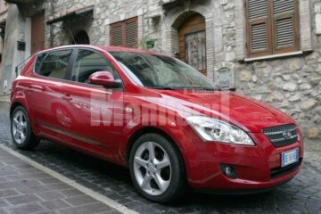 Kia Cee’d, mașina anului 2008 în România