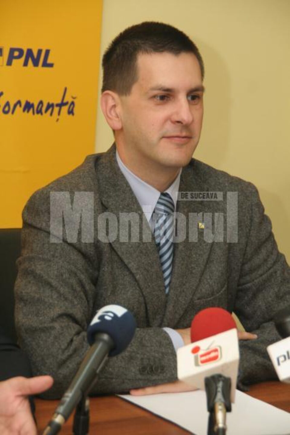 Iulian Angheluș: „Se pare că PSD s-a transformat într-o Mama Omida” Iulian Angheluș: „Se pare că PSD s-a transformat într-o Mama Omida”