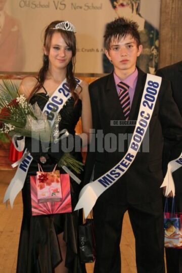 Alina Chis și Alexandru Focșăneanu, Miss și Mister Boboc la Info
