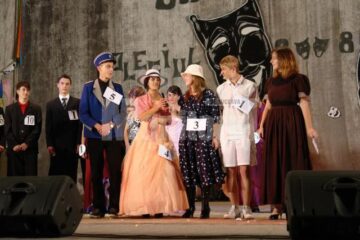 Colegiul „Dimitrie Cantemir”: „Balul bobocilor”, cu mască și fără mască
