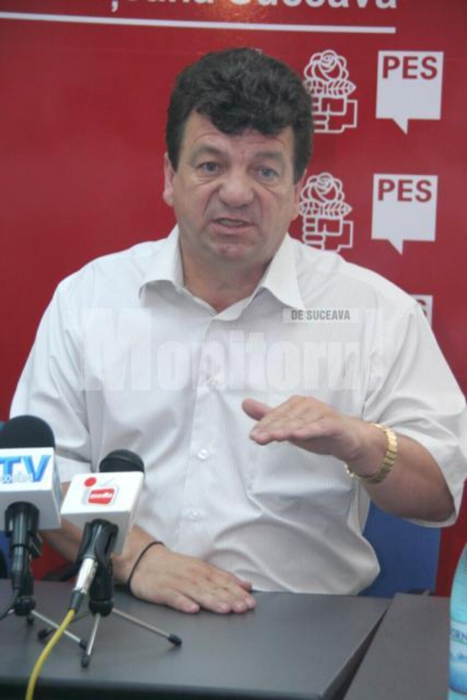 Social: Se dublează numărul abonamentelor gratuite pentru elevi și studenți