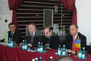 Ambasadorul Ucrainei în România, Markian Kulyk, s-a întâlnit, ieri, cu președintele executiv al Camerei de Comerț, Industrie și Agricultură, Ovidiu Donțu