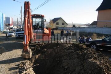 Lucrări stopate: Racordarea la rețeaua de gaz a Centrului Comercial Galeria, întreruptă de un grup de nemulțumiți