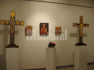 Icoane si obiecte de cult realizate de parintele Gavrilean