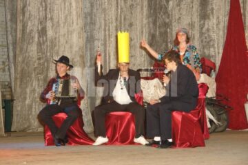 Colegiul „Mihai Eminescu”: „Balul bobocilor”, în universul magic al basmului