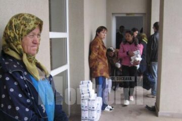 Faină și zahăr date gratis pentru asistații social și pensionarii din agricultură