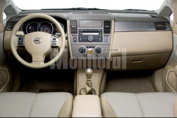 Nissan Tiida 2008