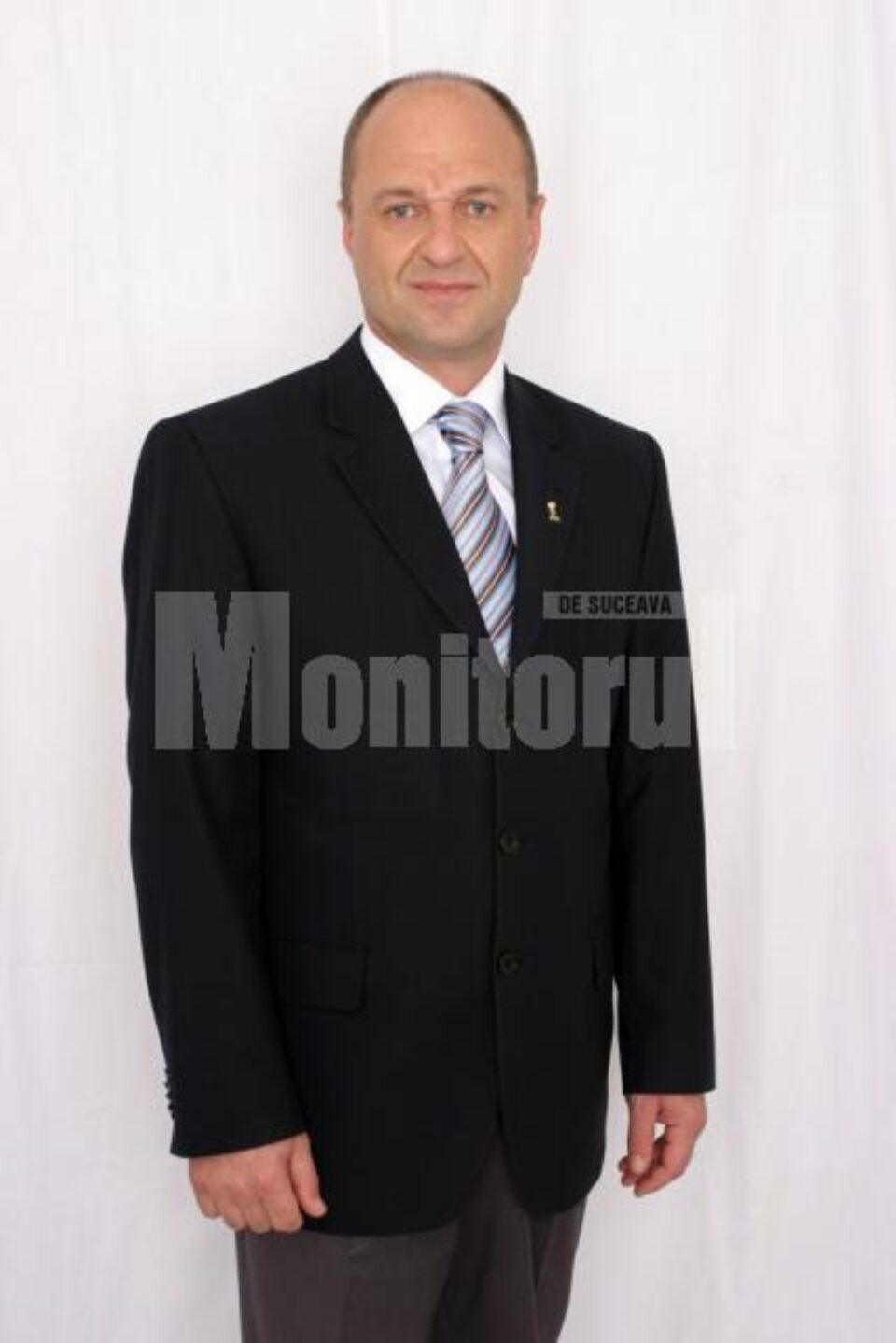 Vasile Dediță afirmă că civilizația poate fi adusă „pe fiecare uliță”, prin introducerea rețelelor de apă și canalizare