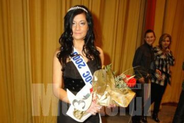 Loredana Dumitru, Miss Boboc al Colegiului Tehnic „Petru Mușat”