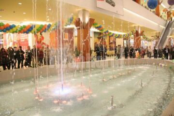 Seară mondenă: Lux și extravaganță la inaugurarea Iulius Mall Suceava