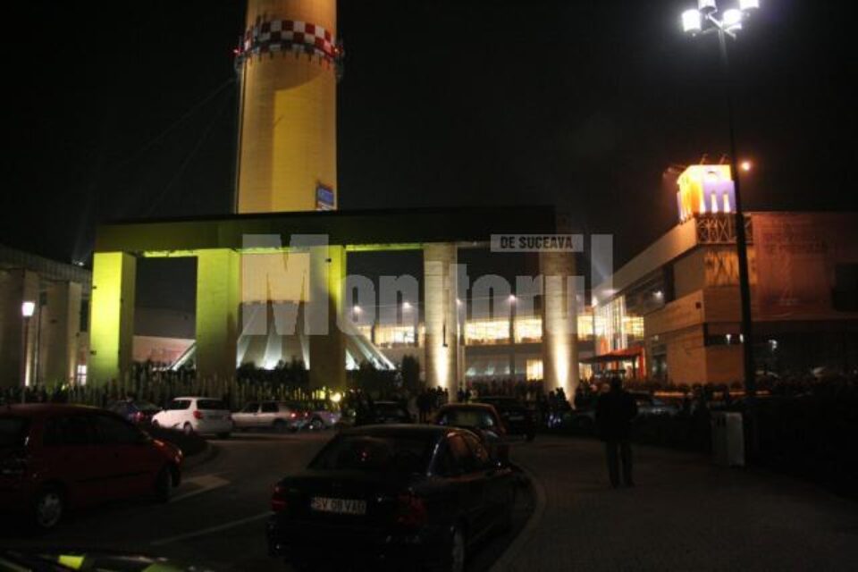 Numai în privința mall-urilor, în Suceava există două prezențe notabile, ambele inaugurate în 2008