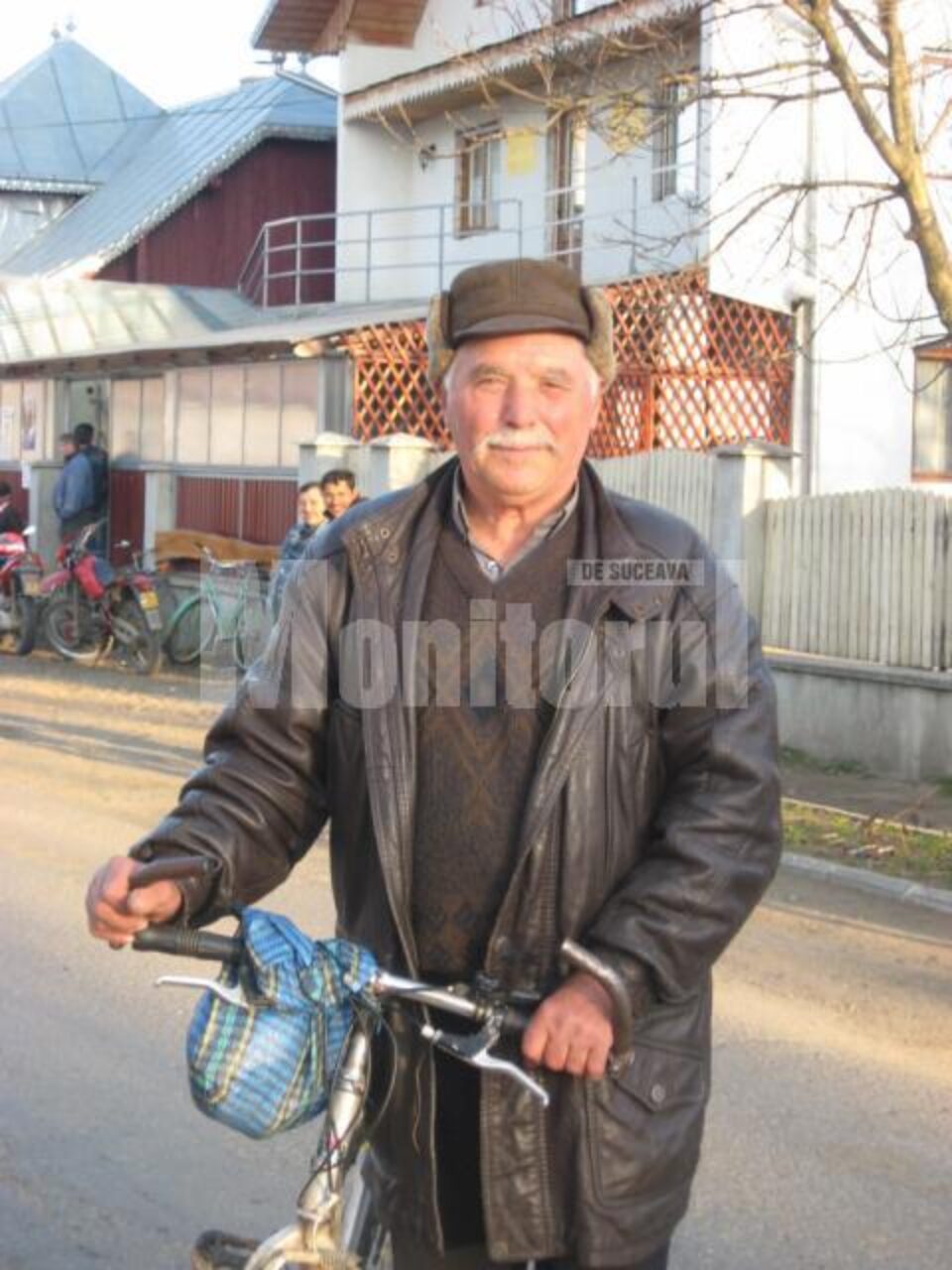 Vasile Olari: „Am învățat să fac echilibristică în armată, la Constanța, în 1964”